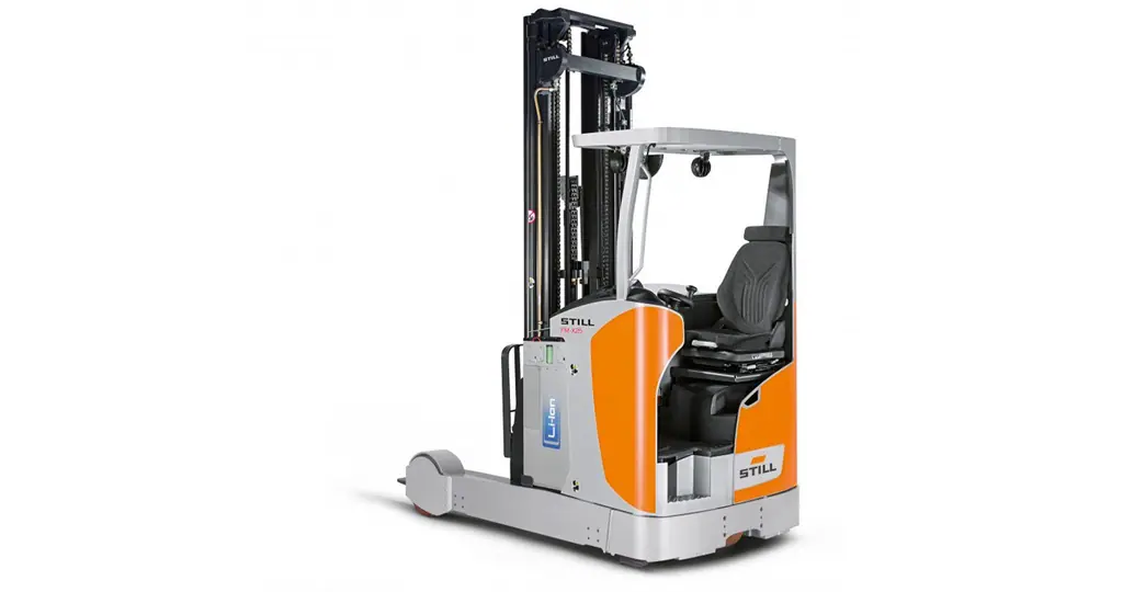 Li-Ion akülü STILL FM-X 25 reach truck, önden çapraz stüdyo görünümü